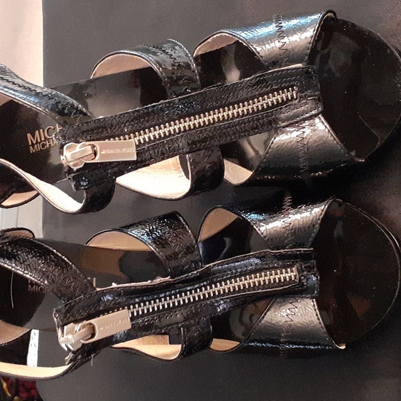 Michael Kors heals - Picture 7 of 8